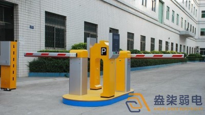 工廠停車(chē)道閘價(jià)格受哪些因素影響？