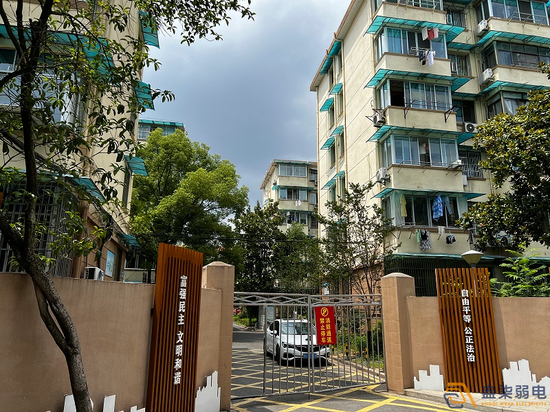 老舊小區(qū)道閘、監(jiān)控設(shè)施改造分享